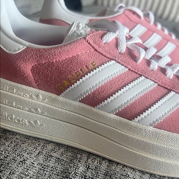 Adidas Women's Pink and White Platform Sneakers - Picture 7 of 12